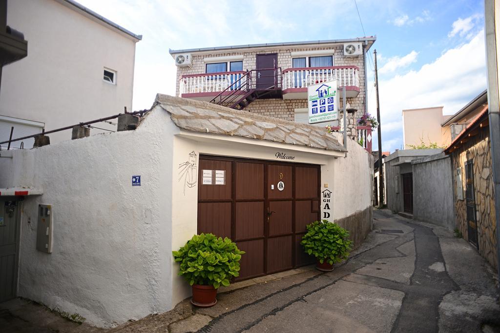 Guesthouse Adi Mostar Buitenkant foto