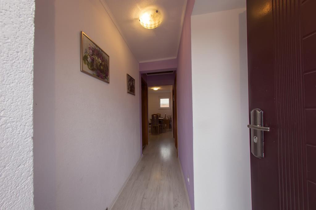 Guesthouse Adi Mostar Buitenkant foto